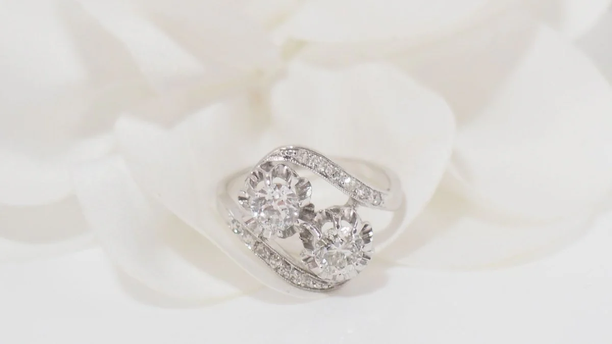 Bague Toi & Moi en platine et diamants - Image 4