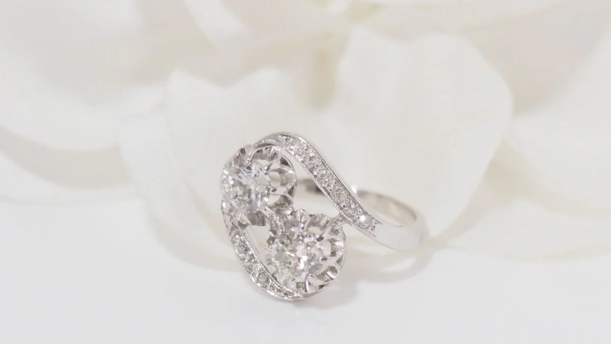Bague Toi & Moi en platine et diamants - Image 9