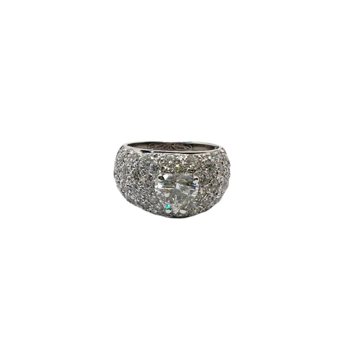 Bague Dôme en or blanc et diamants