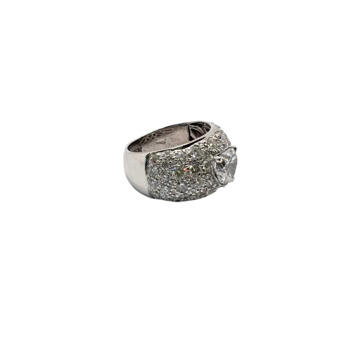 Bague Dôme en or blanc et diamants - Image 4