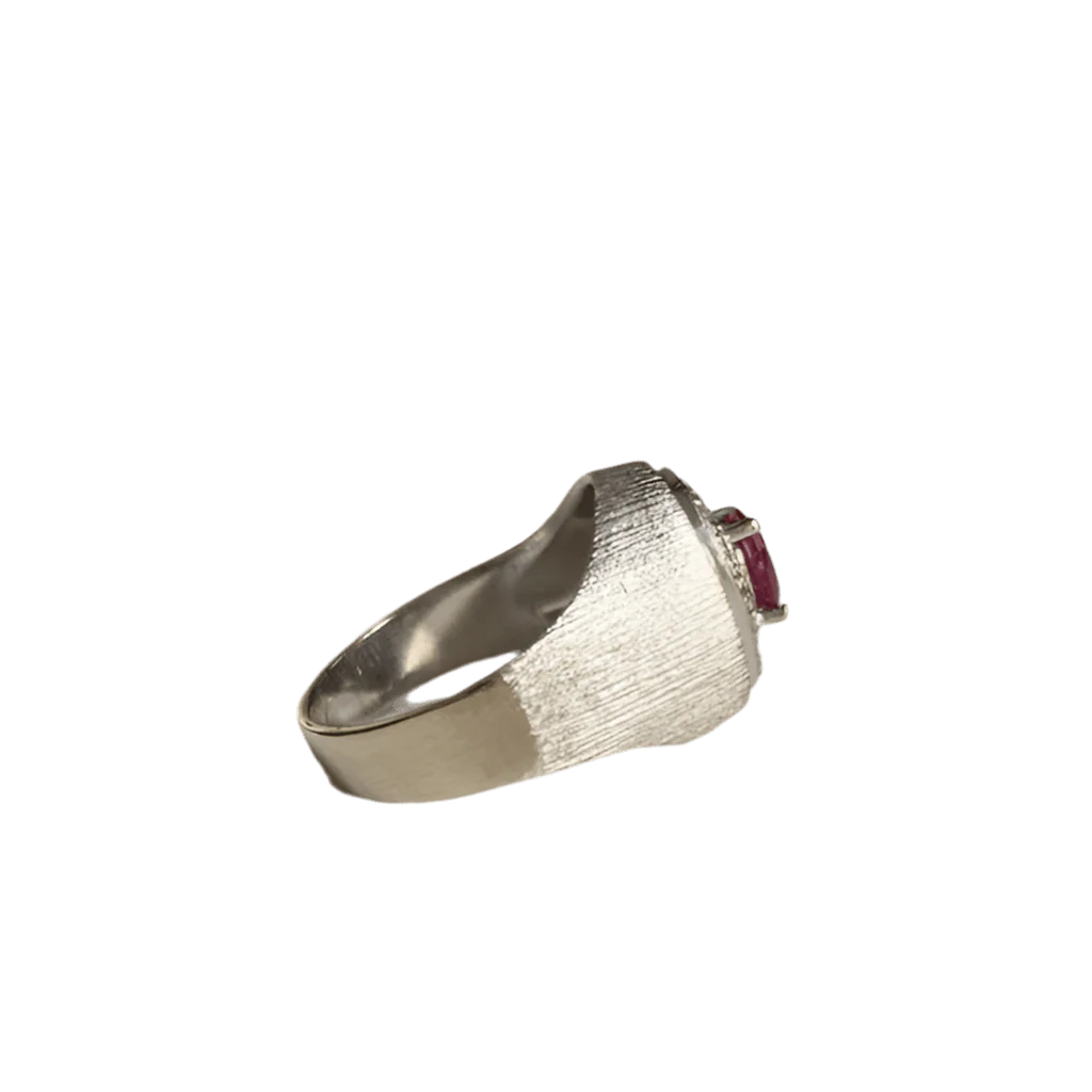 Bague chevalière en or gris, rubis et diamant - Image 5
