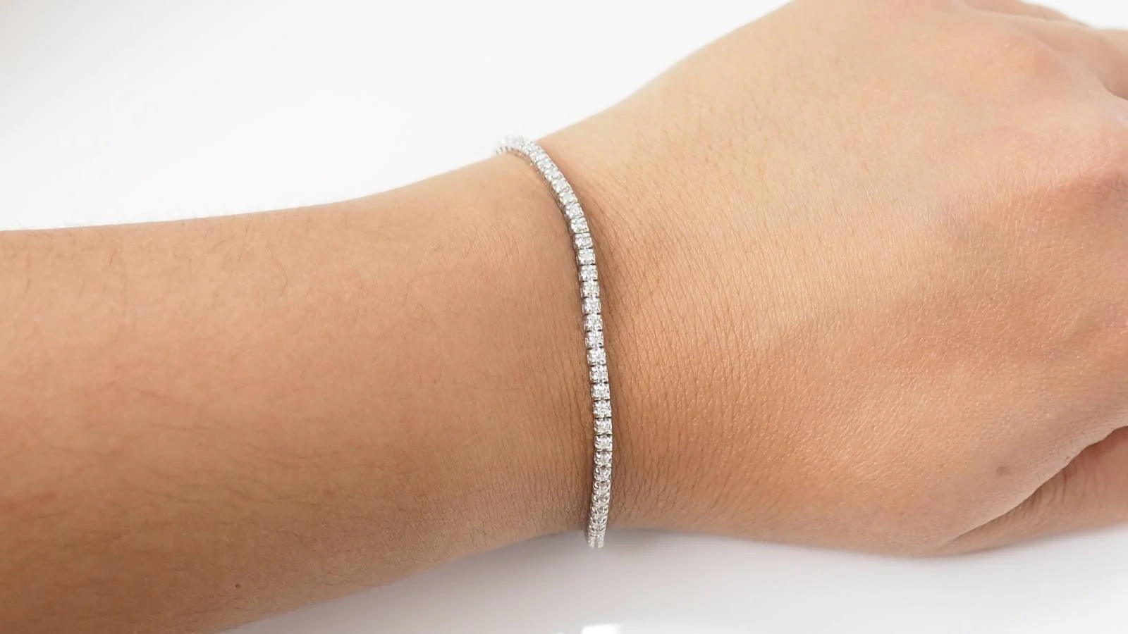 Bracelet rivière en or blanc et diamants 1ct - Image 2