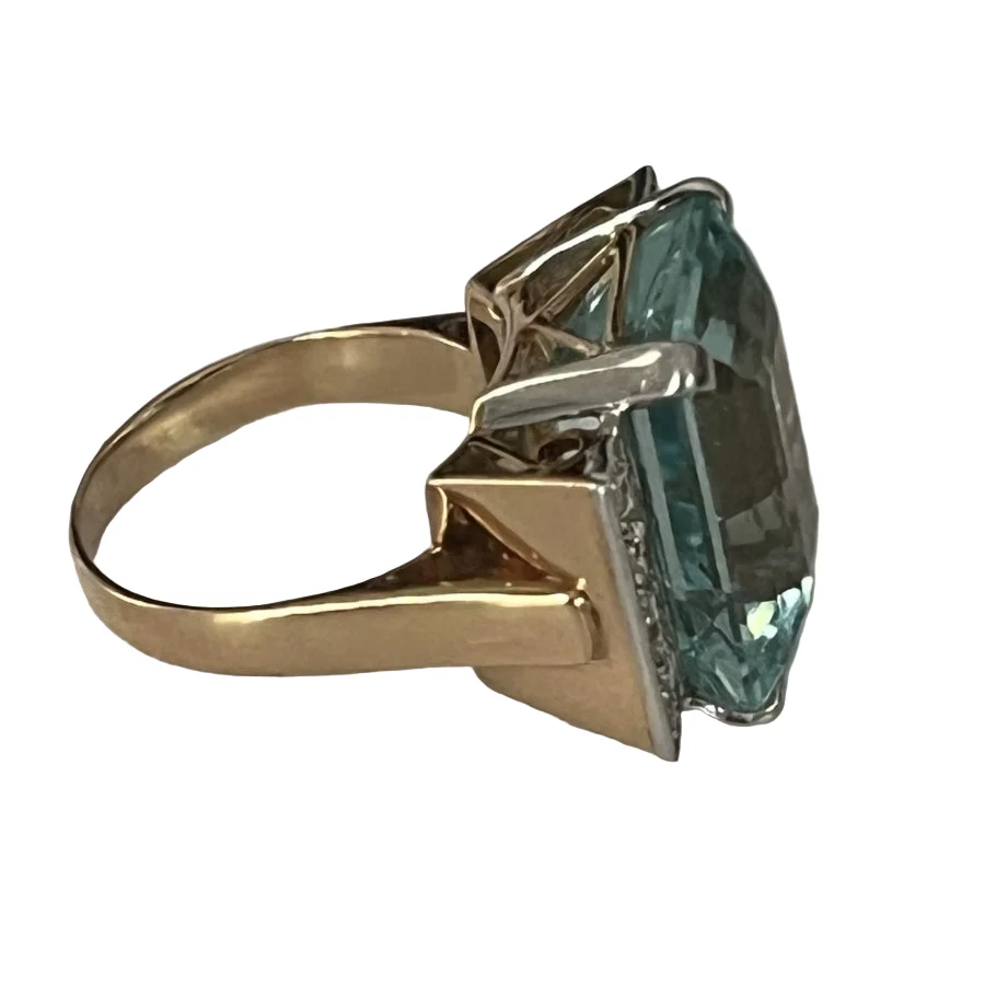 Bague Cocktail en or jaune, or blanc, agieu-marine et diamants - Image 3