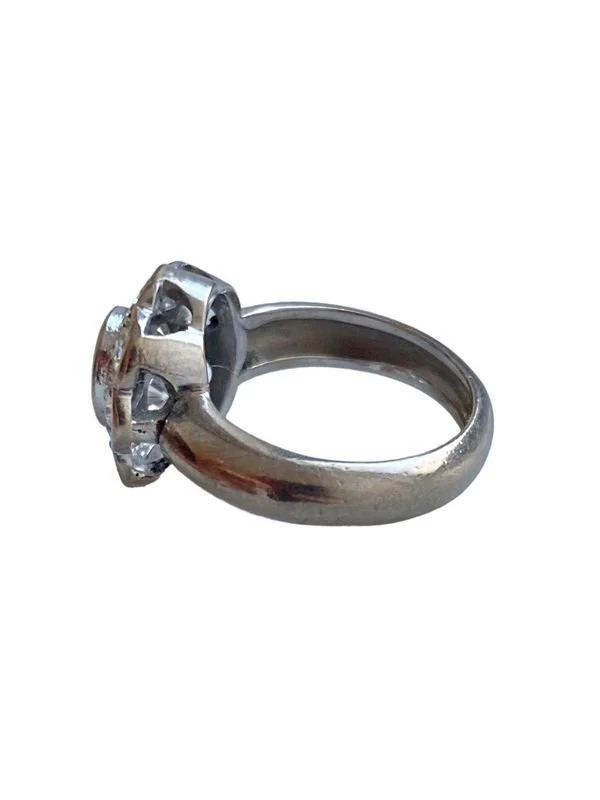 Bague marguerite en or blanc sertie d'un saphir - Image 3