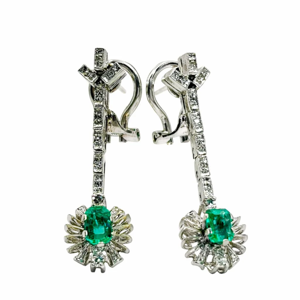PENDIENTES LARGOS DE ORO CON ESMERALDAS Y DIAMANTES - Image 2
