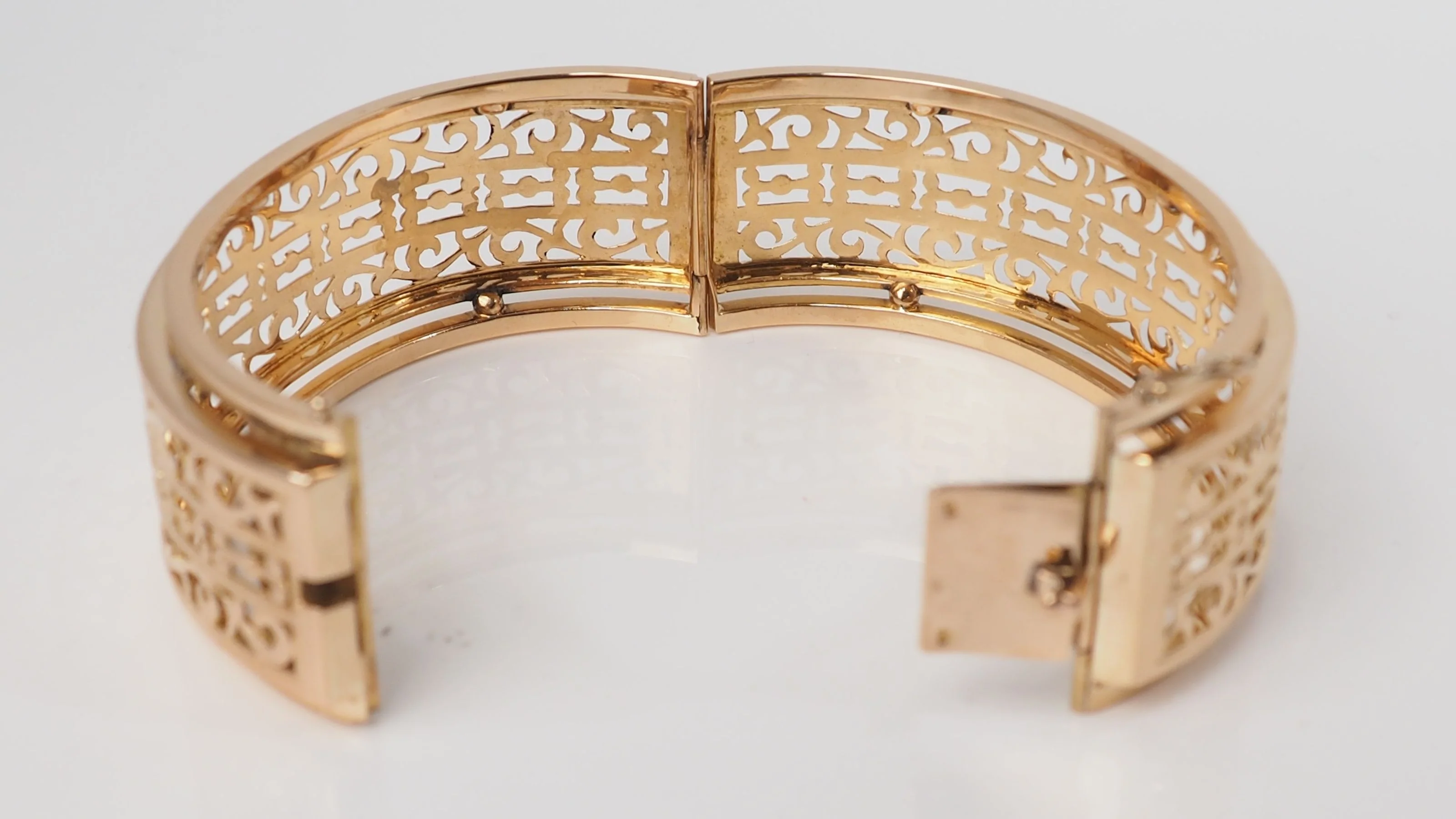 Bracelet Esclave ajouré en or jaune - Image 5