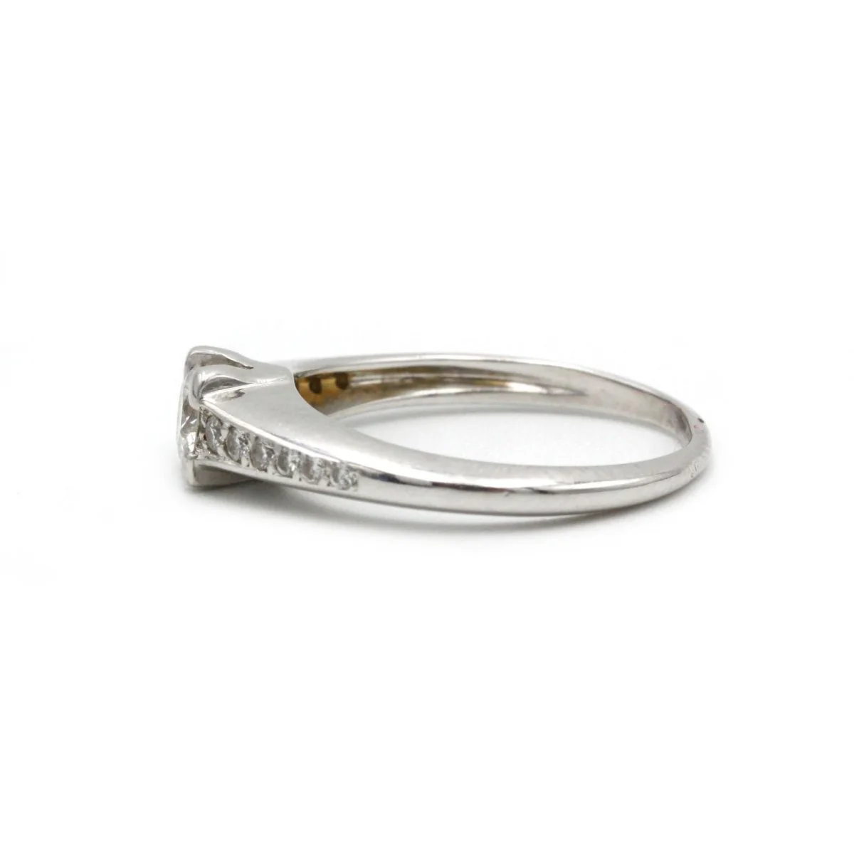 Bague en or blanc et diamants - Image 3