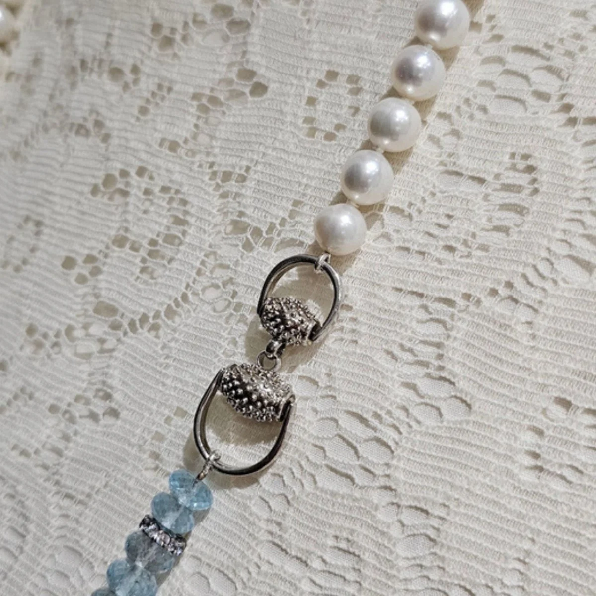 Collier Sautoir en argent, perles et topazes - Image 8