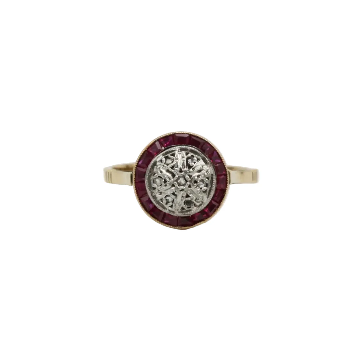 Bague Entourage en or jaune, rubis, et diamants