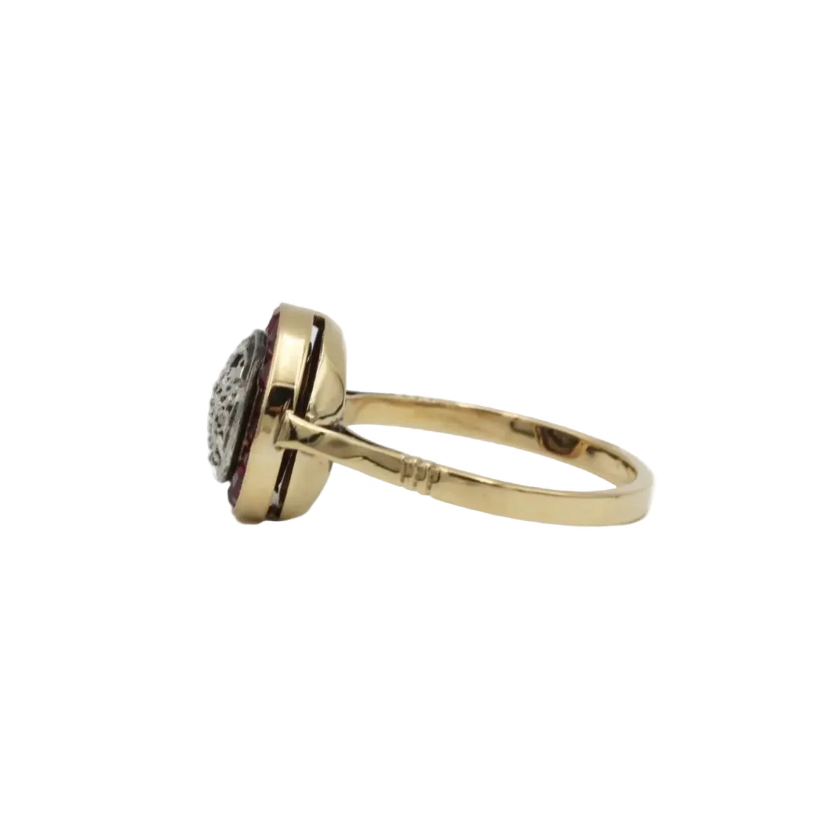 Bague Entourage en or jaune, rubis, et diamants - Image 3