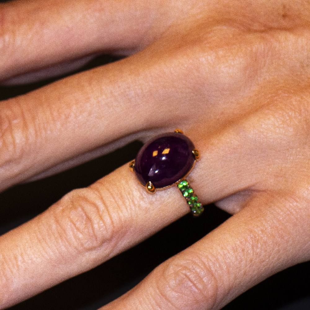 Bague Cocktail en or jaune, grenat et rubis - Image 2