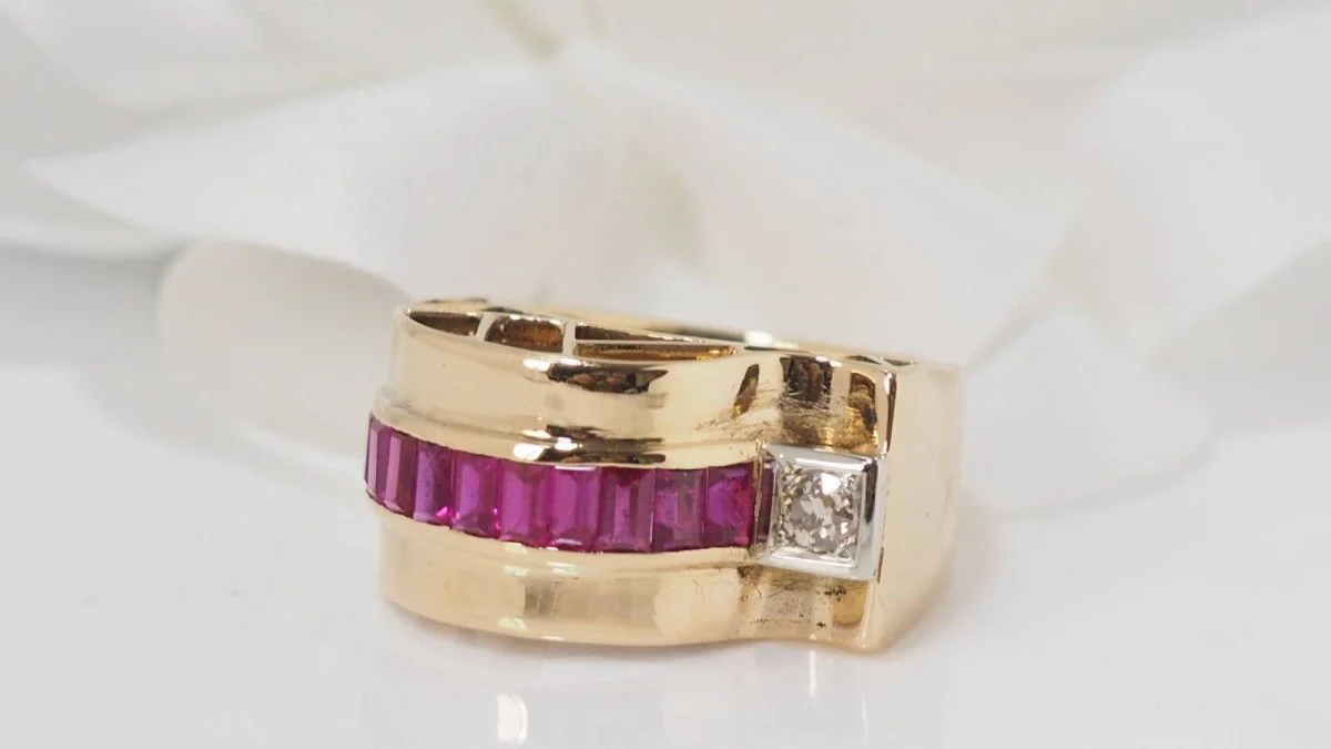 Bague tank en or jaune et diamant