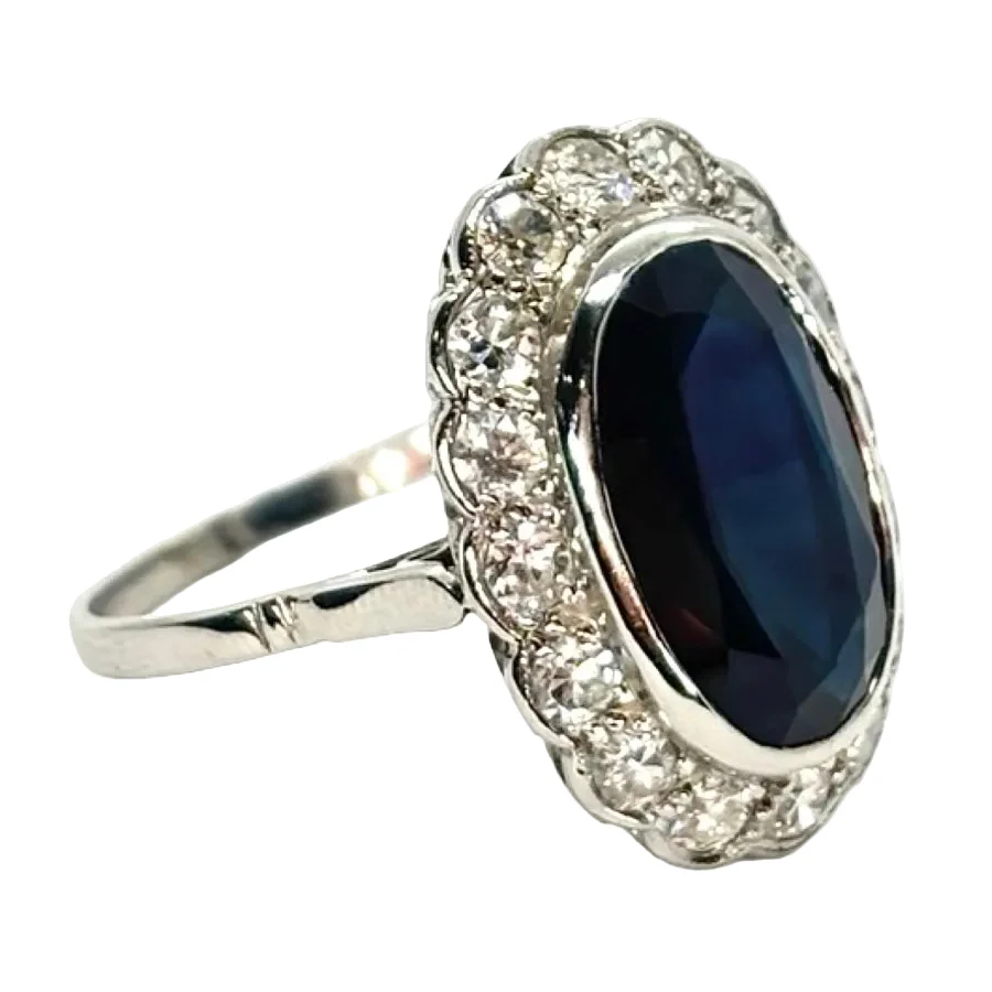 Bague en platine, saphir, et diamants - Image 5