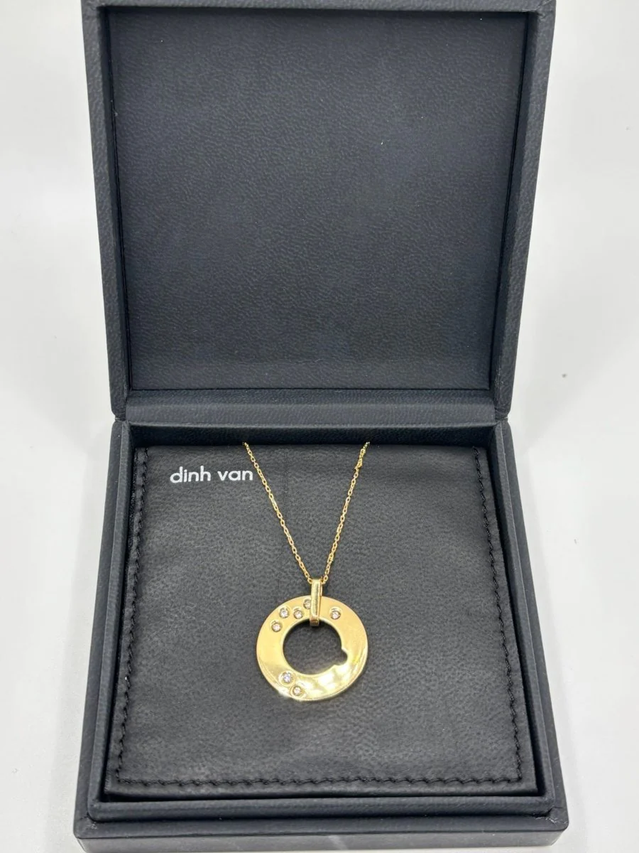 Collier Dinh Van modèle Cible or jaune et diamants 0,15 ct - Image 2