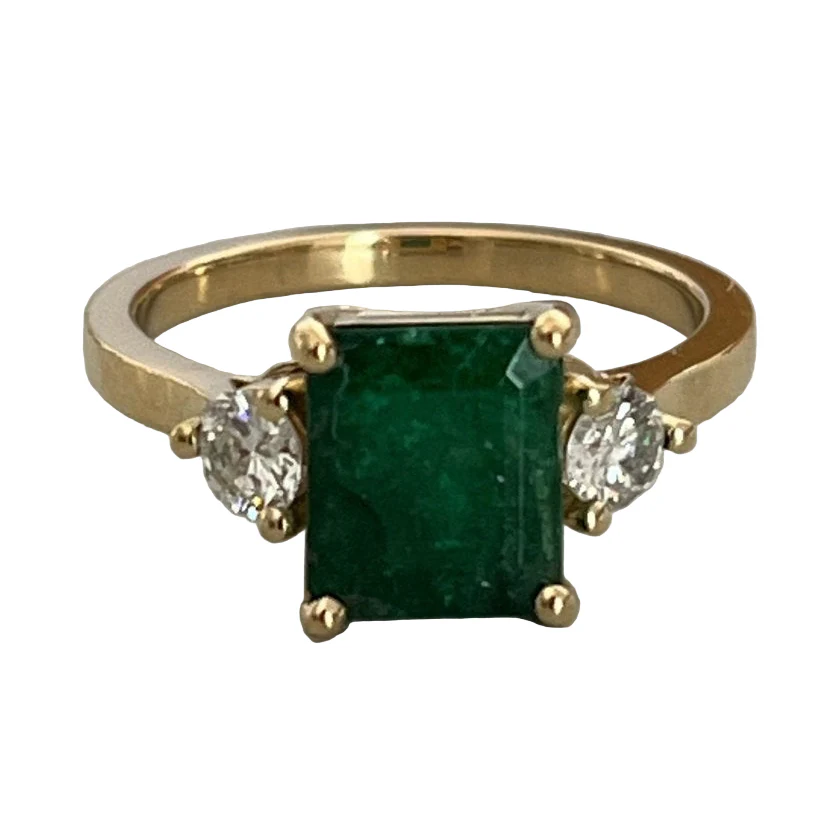 Bague Solitaire en or jaune, émeraude et diamants