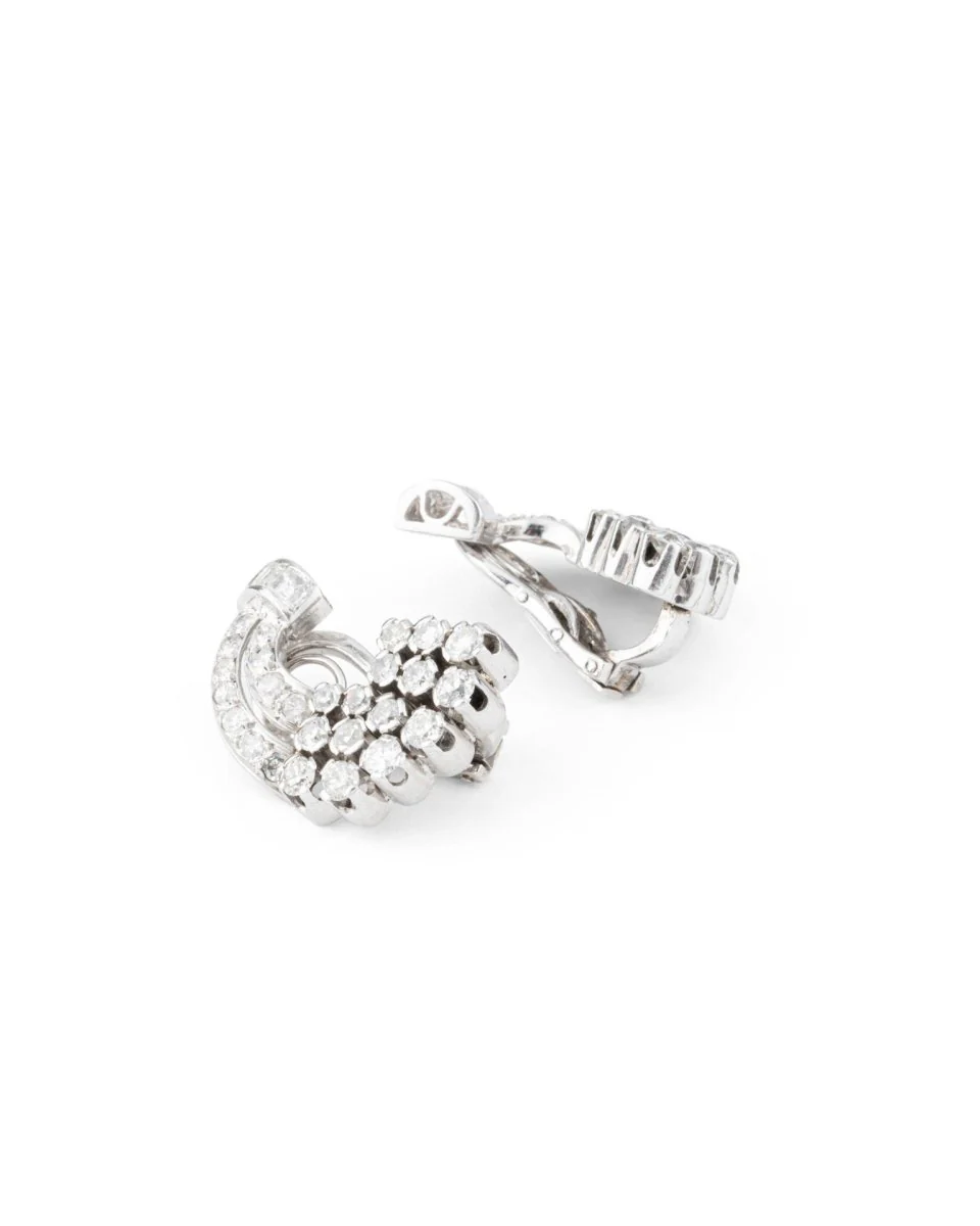 Boucles d'oreilles Clips Lune en platine et diamants - Image 5