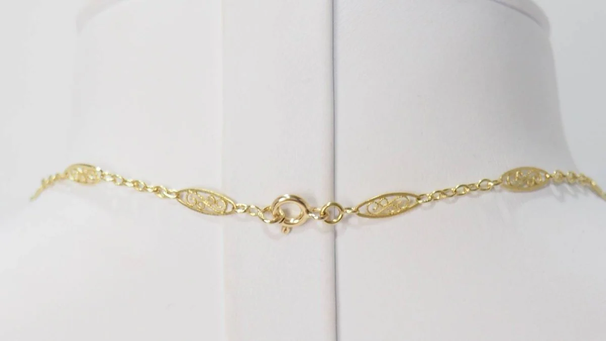 Collier draperie en or filigrané - Image 7