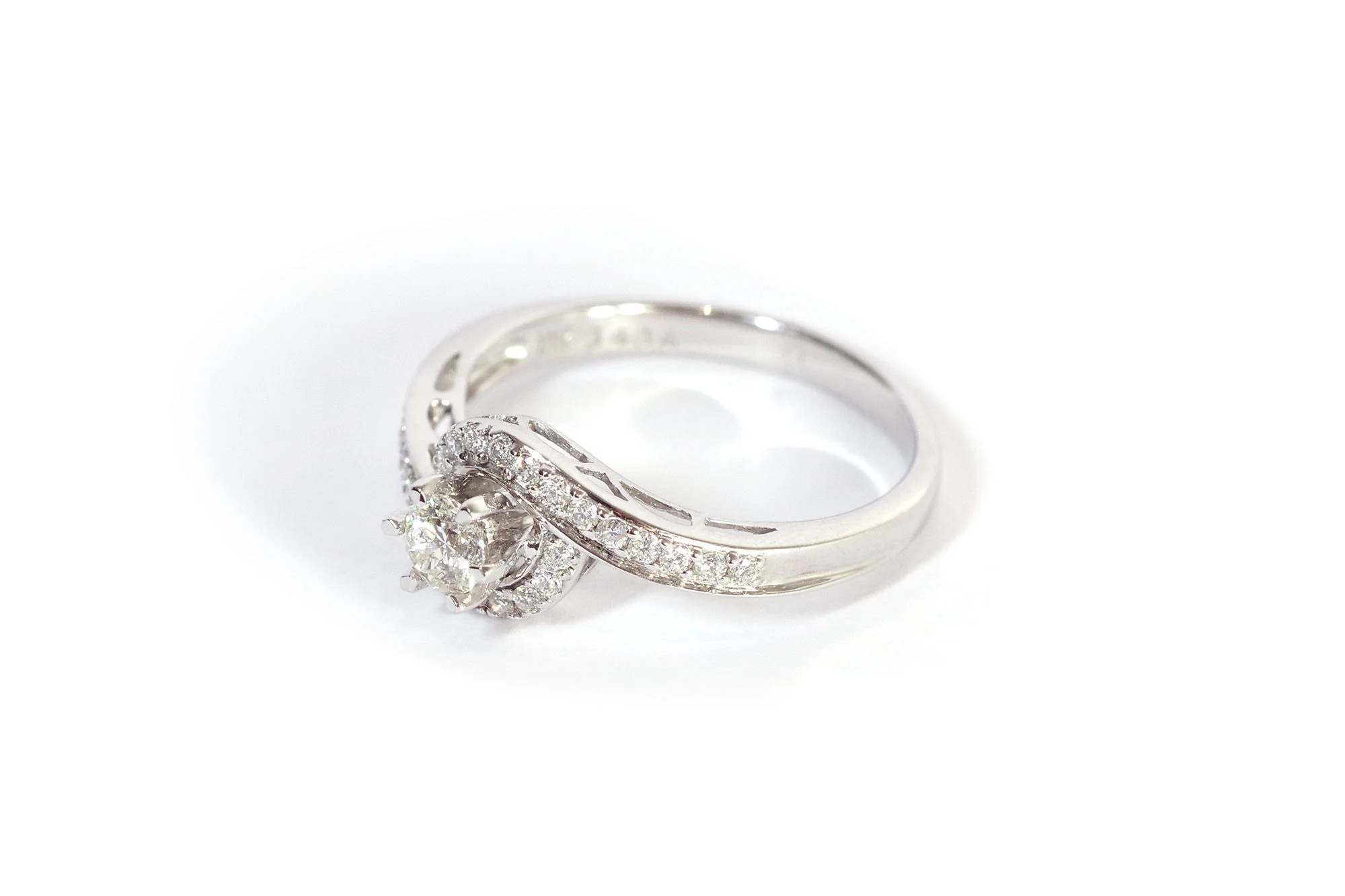 Bague tourbillon diamants en or - Image 3