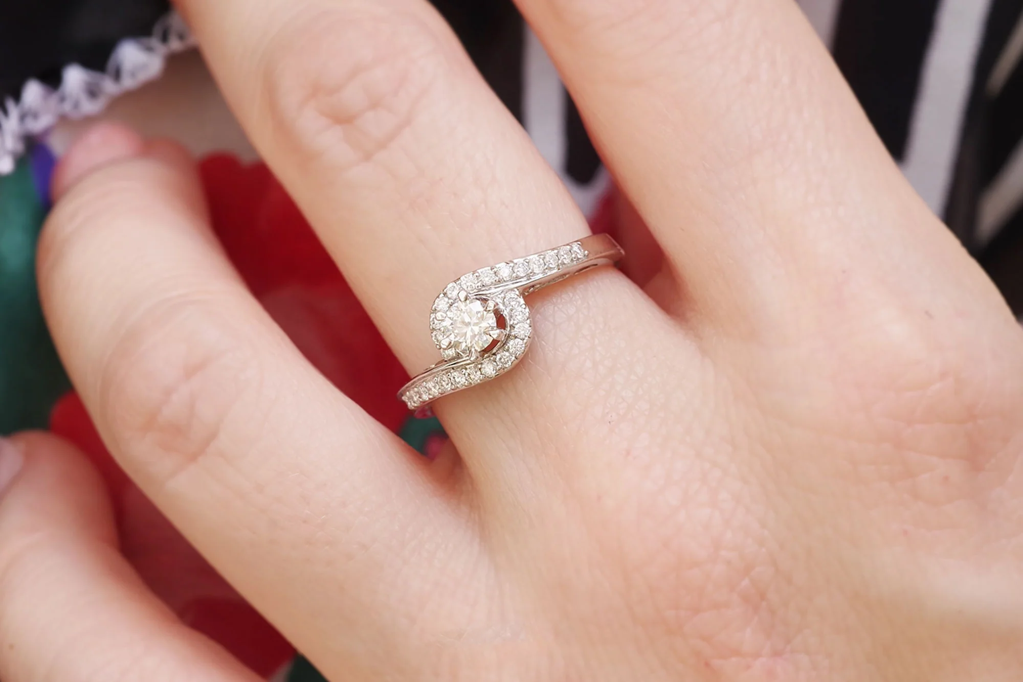Bague tourbillon diamants en or - Image 4