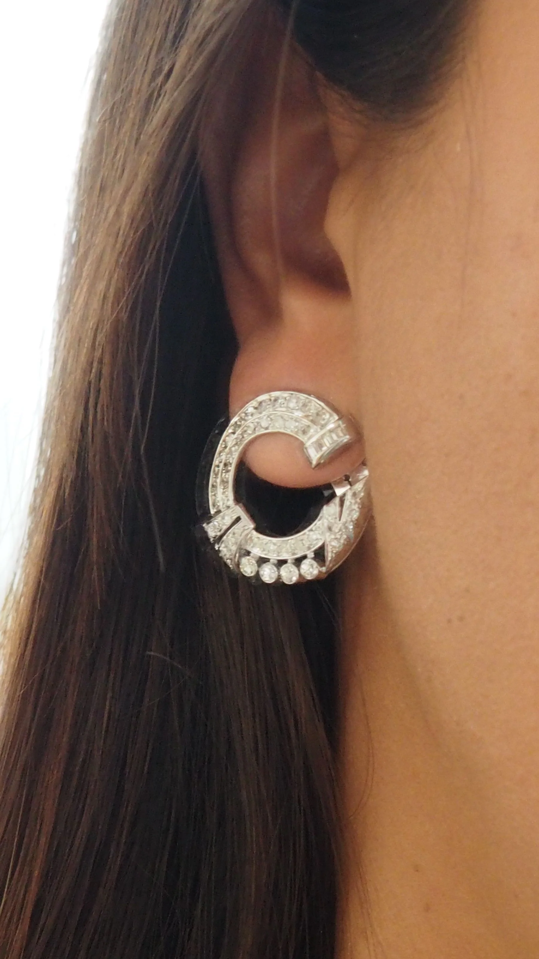Boucles d'oreilles en or blanc et diamants - Image 2