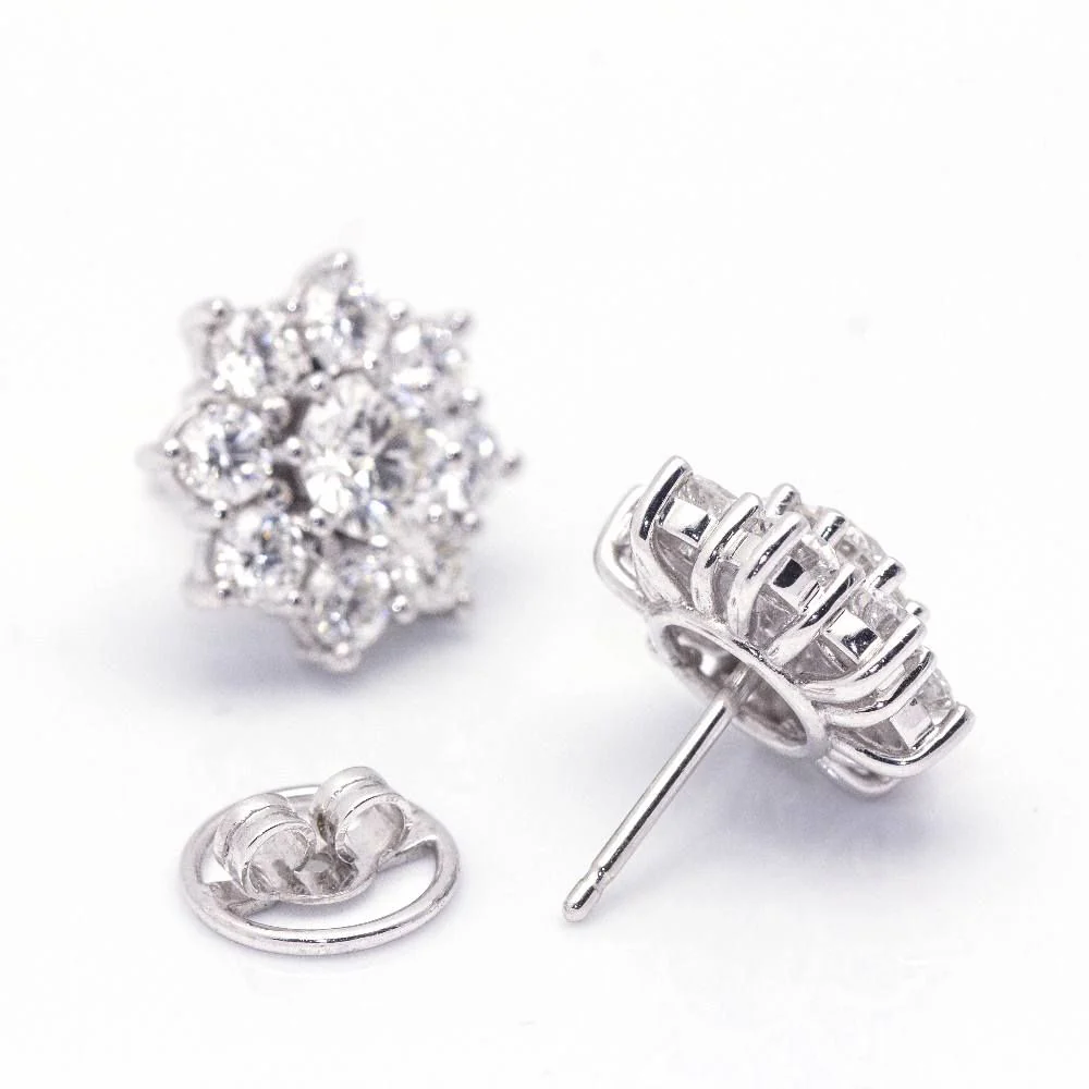Boucles d'oreilles ROSETON en or blanc et diamants - Image 2
