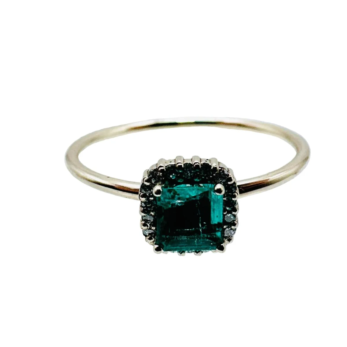 Bague Solitaire en or blanc, émeraude et diamants