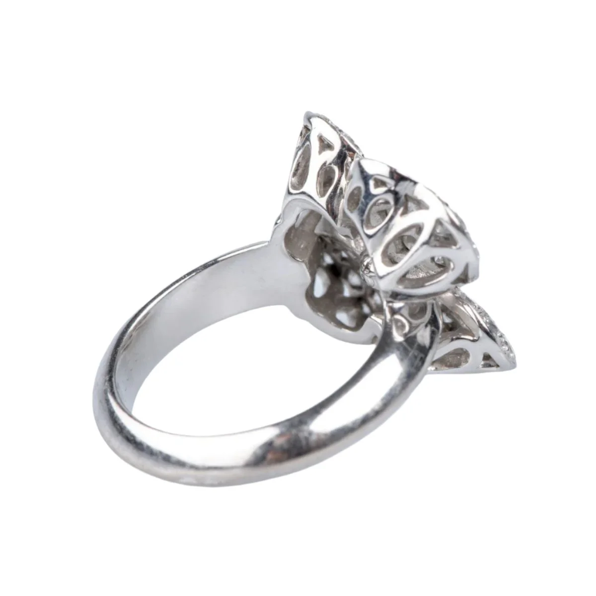 Bague VAN CLEEF & ARPELS "Cosmos" en or blanc et diamants - Image 4