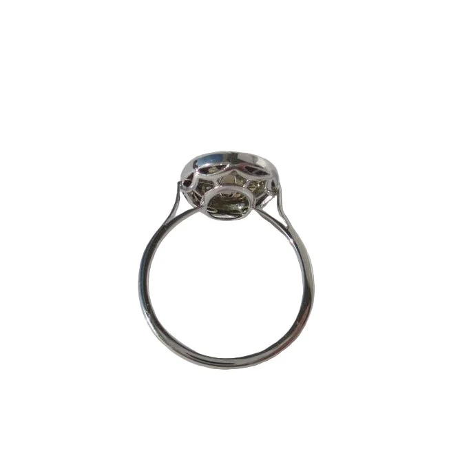 Bague Pompadour en or blanc, rubis et diamants - Image 3