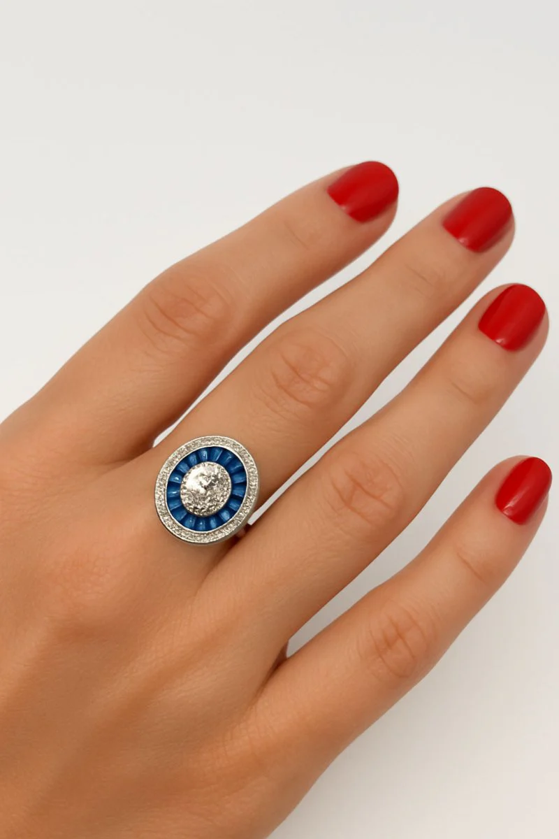 Bague Art Déco diamants et pierres bleues - Image 7