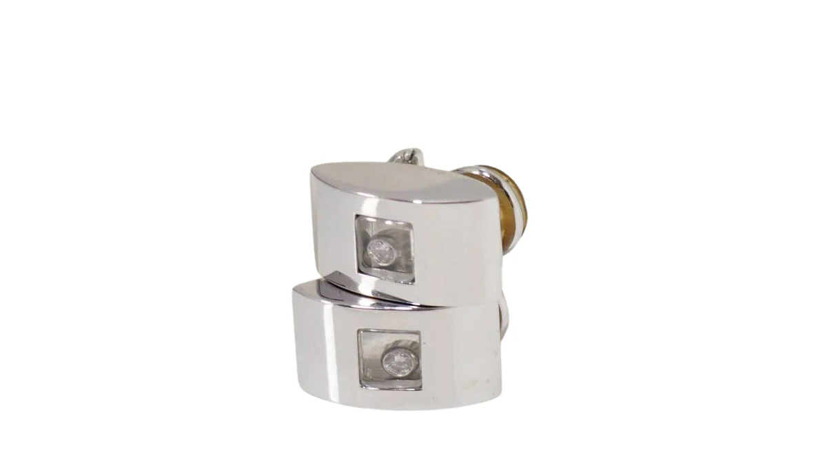 Boucles d'oreilles CHOPARD en or blanc et diamants - Image 3