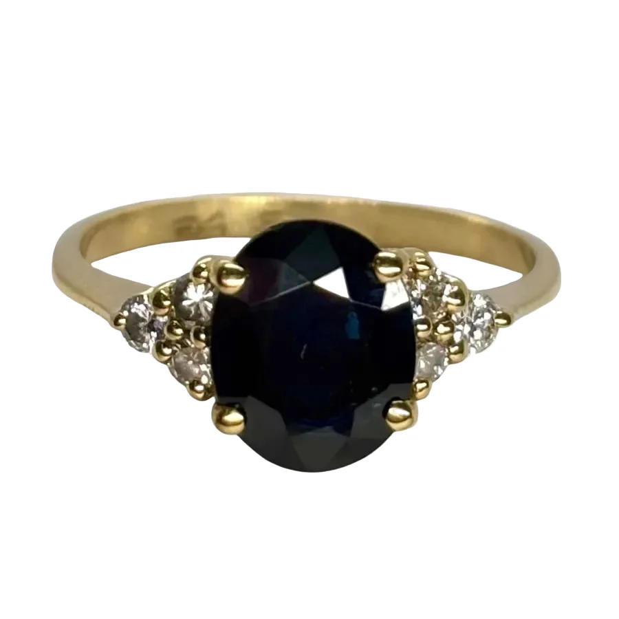 Bague en or jaune, saphir, et diamants