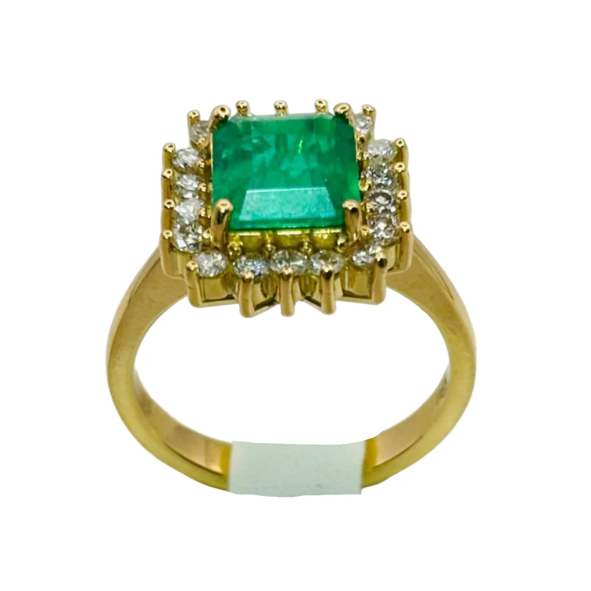 Bague Entourage en or jaune, émeraude et diamants