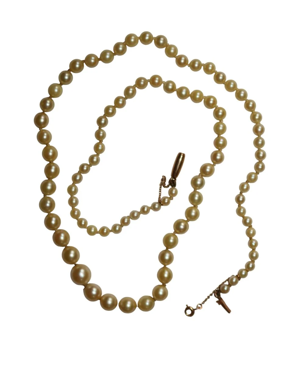 Collier de 90 perles de culture en chute, fermoir or jaune