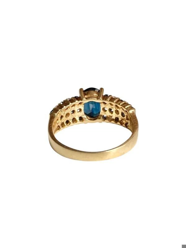 Bague Bandeau en or jaune, saphirs et diamants - Image 4