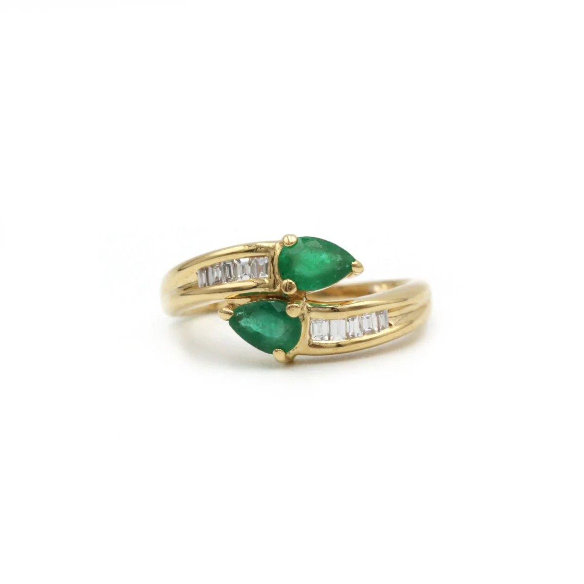 Bague Toi & Moi en or jaune, émeraudes et diamants