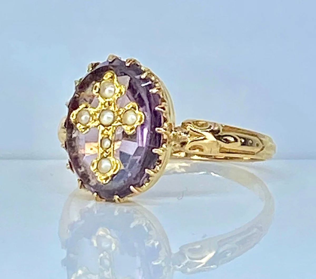 Bague en or jaune 18 carats avec croix en perles fines, vers 1880 - Image 4