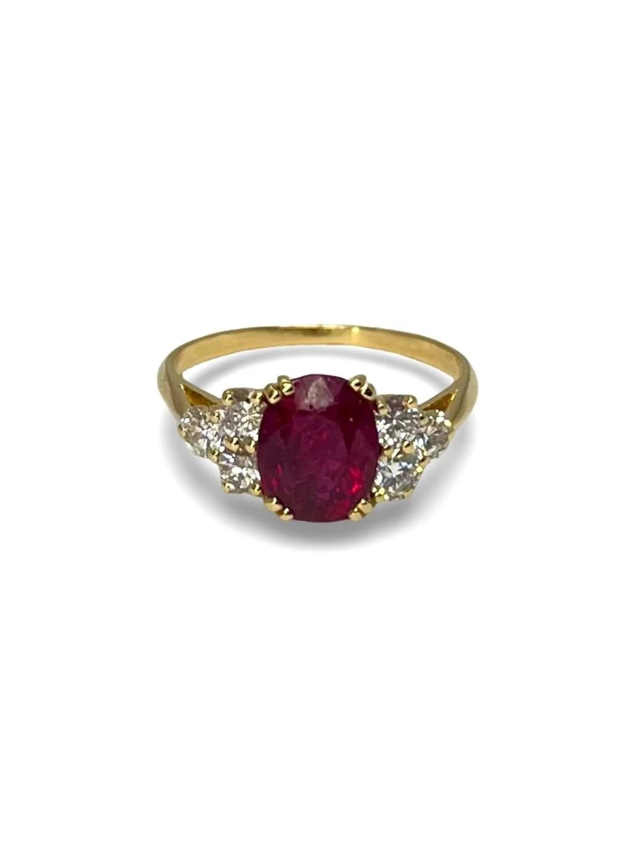 Bague or jaune rubis 2,19 ct et diamants 0,60 ct