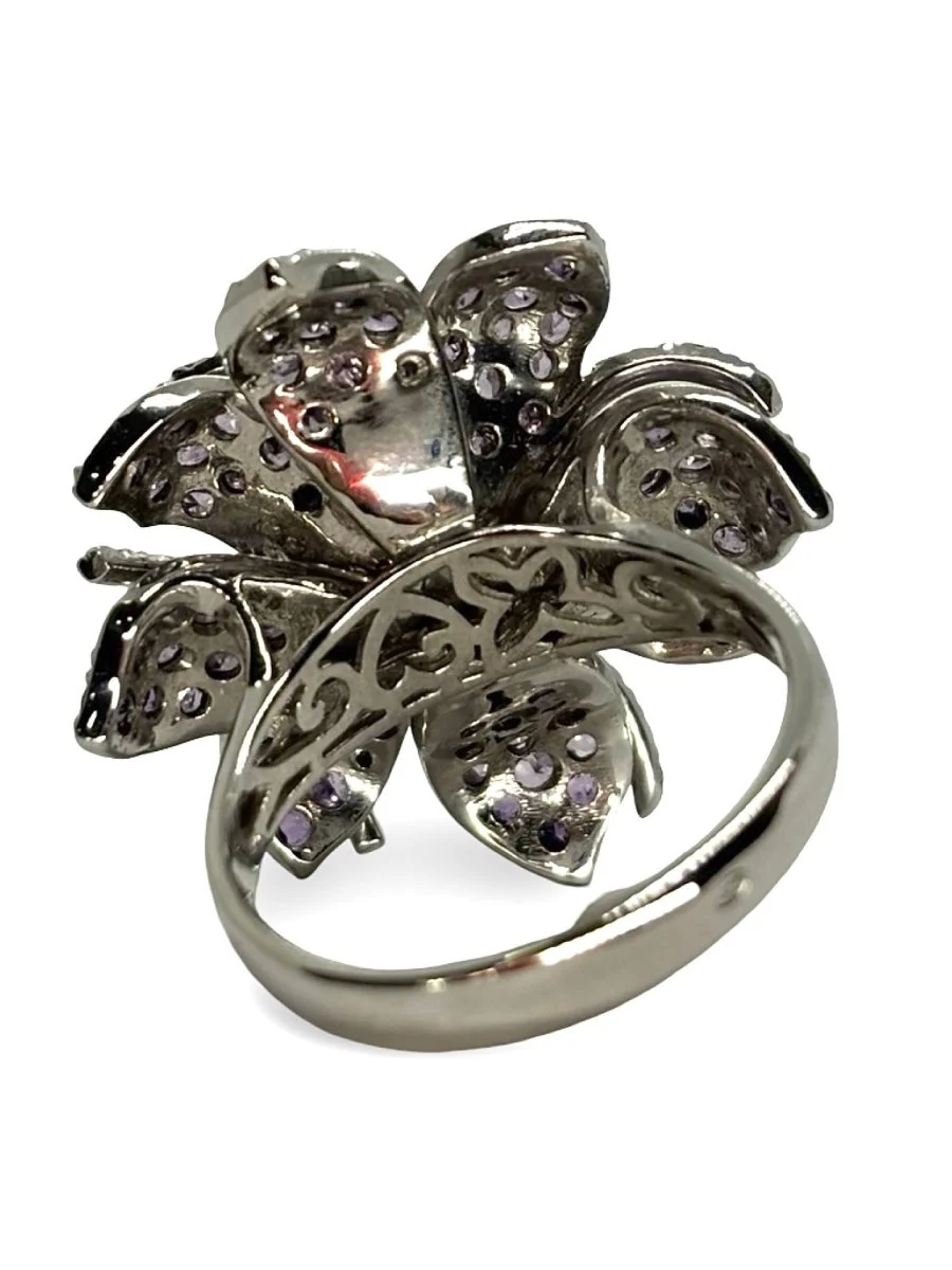 Bague fleur MATY or blanc diamants, améthystes et tourmalines - Image 5