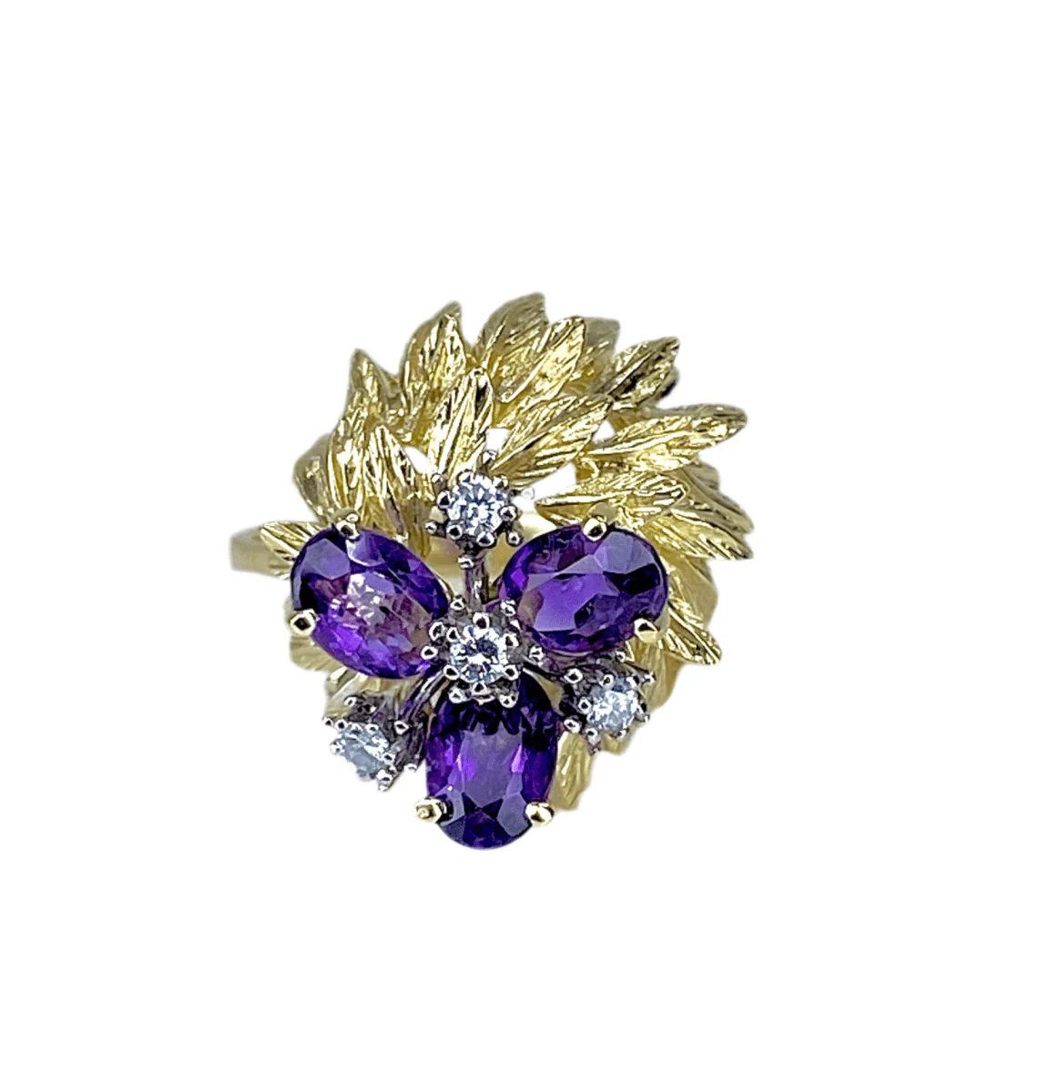 Bague et boucles d’oreilles en or jaune, améthystes et diamants - Image 3