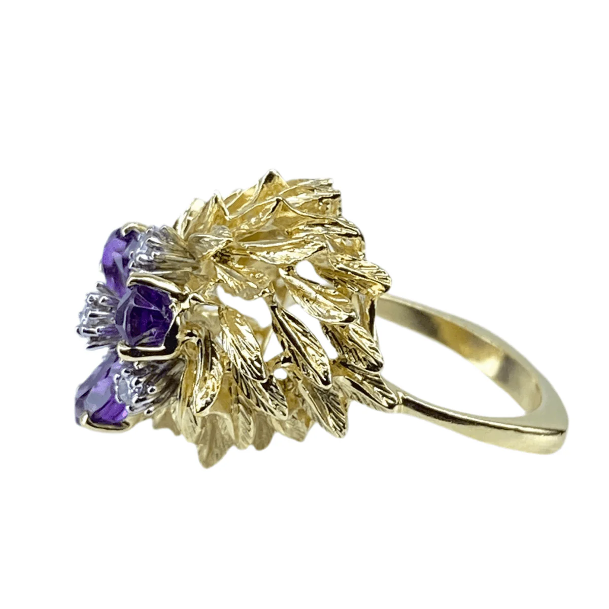 Bague et boucles d’oreilles en or jaune, améthystes et diamants - Image 5
