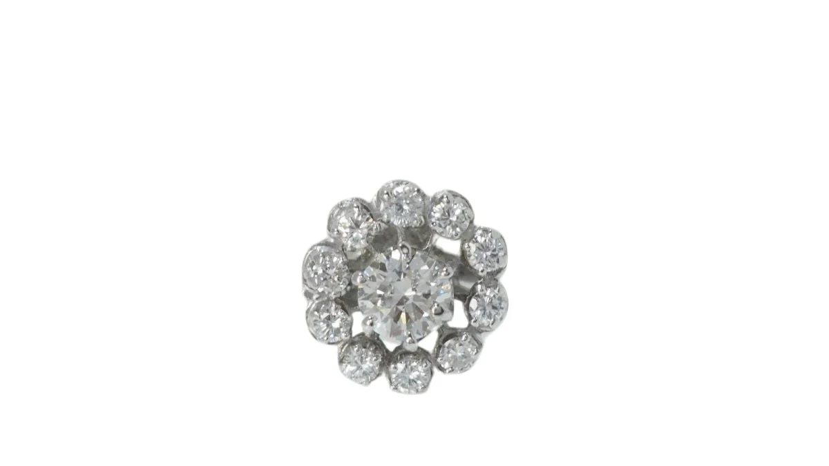 Bague marguerite en or blanc et diamants
