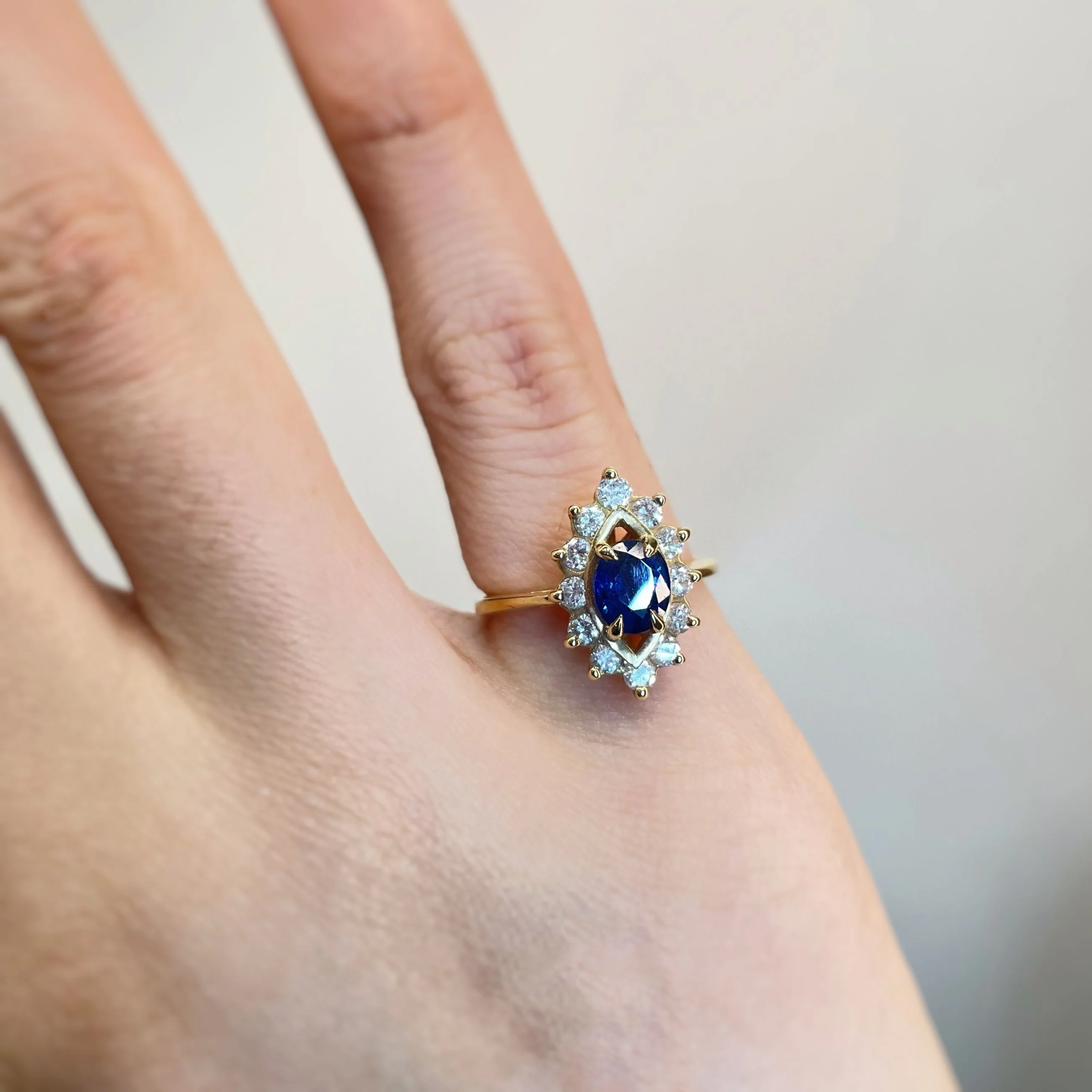 Bague - Or, Saphir & Diamants - Image 2