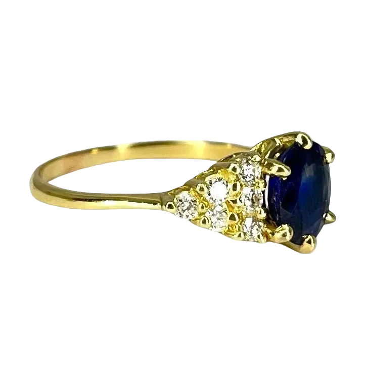 Bague en or jaune, saphir, et diamants - Image 4