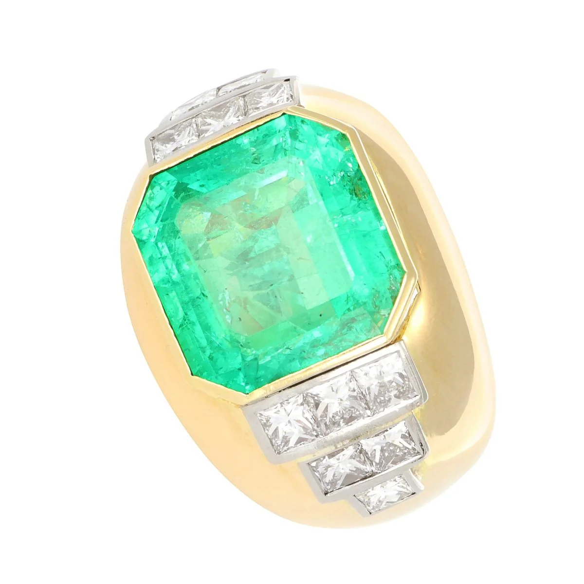 Bague en or Jaune, émeraude et diamants