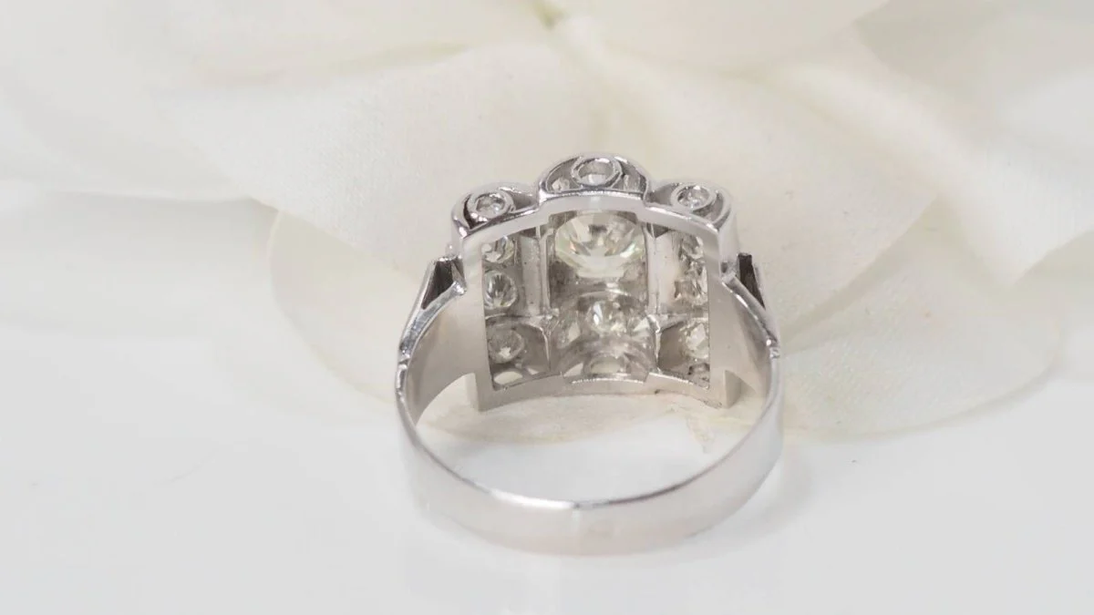 Bague ancienne en platine et diamants - Image 6