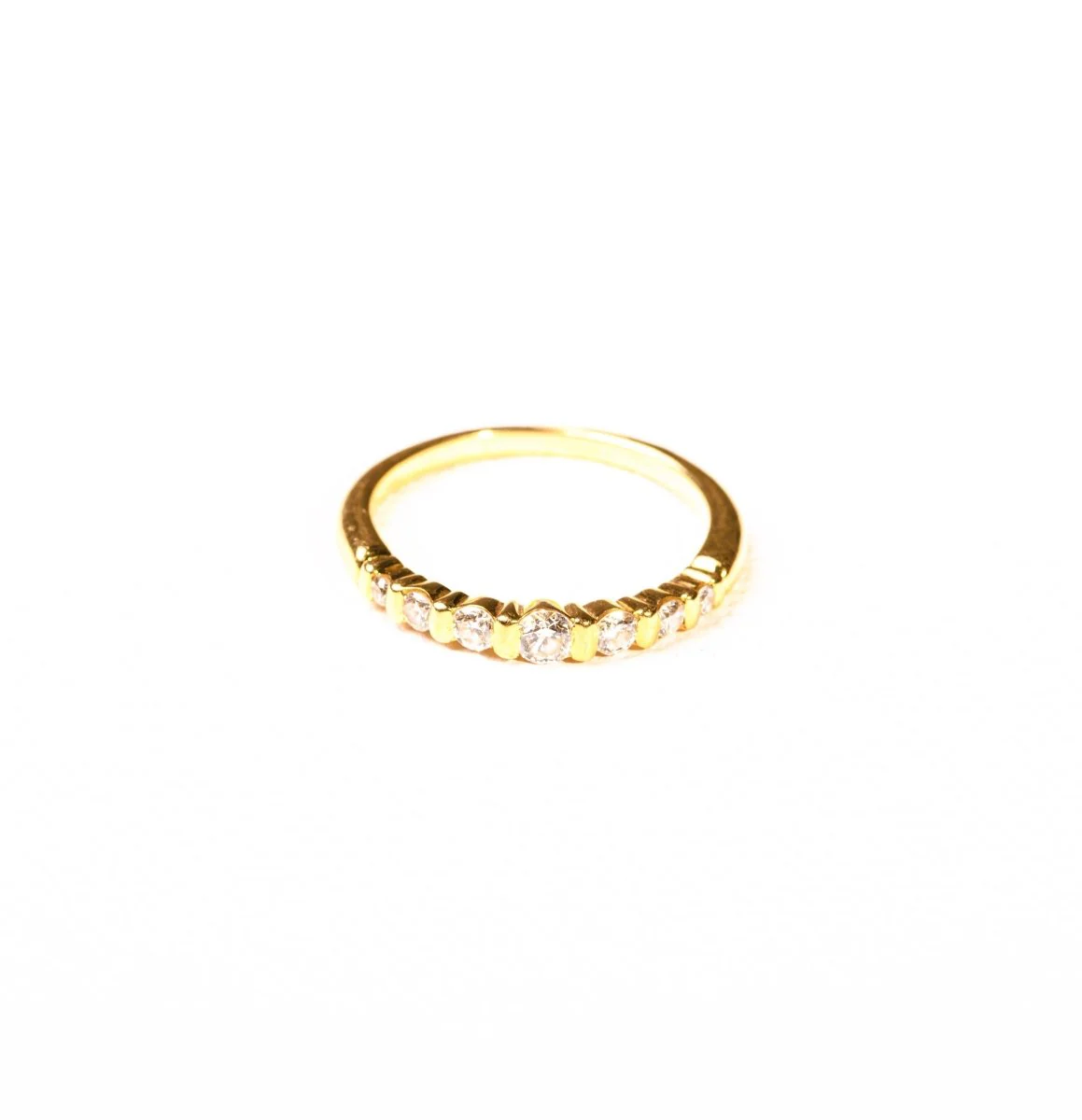 Bague Alliance demi-tour en or jaune et diamants - Image 2