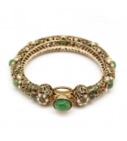 Bracelet Jonc oriental en or jaune, émeraudes et perles