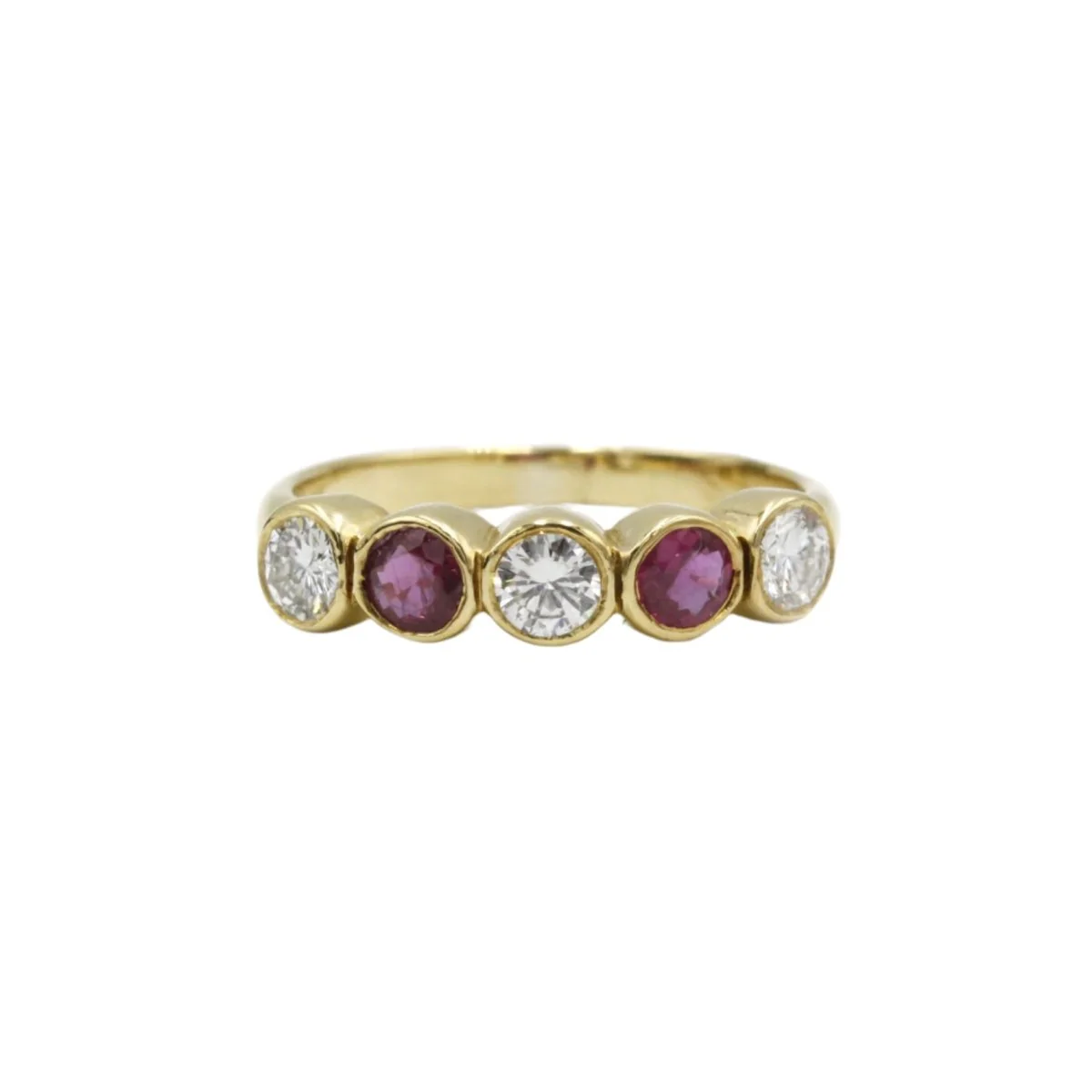 Bague Alliance en or jaune, rubis et diamants