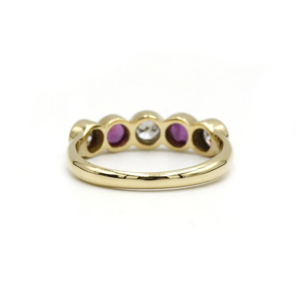 Bague Alliance en or jaune, rubis et diamants - Image 6