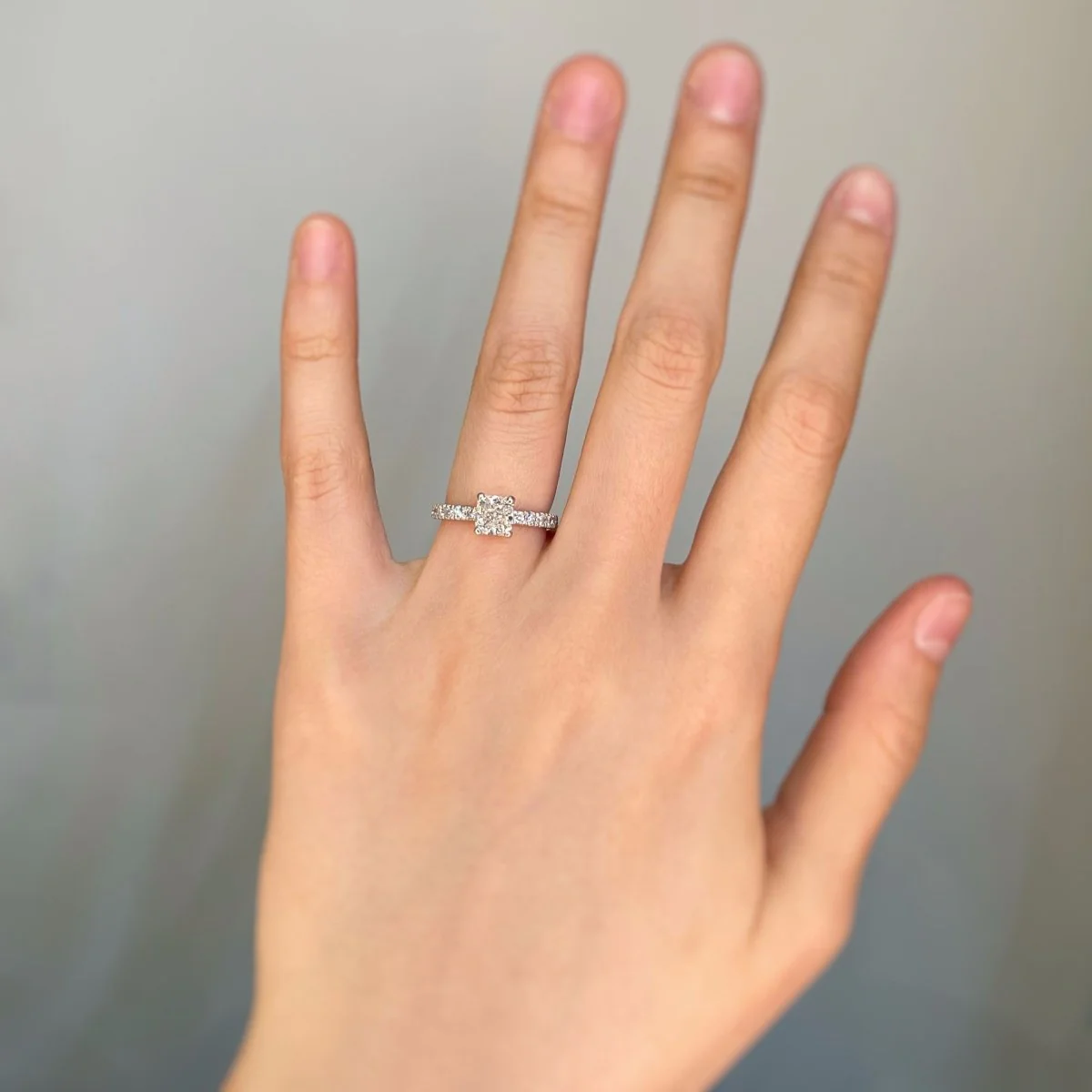 Solitaire accompagné - 1,02 carat G VS2 - Image 2